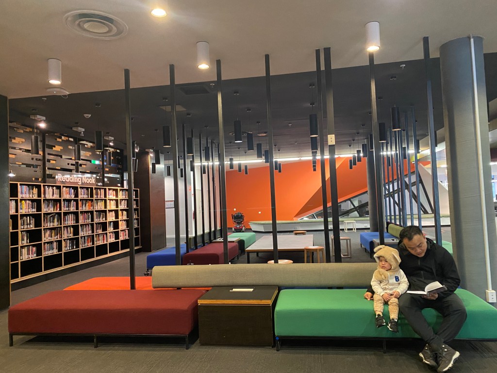 #752 Sự im lặng lại là thứ ồn ào nhất ở trong&nbsp;lòng.